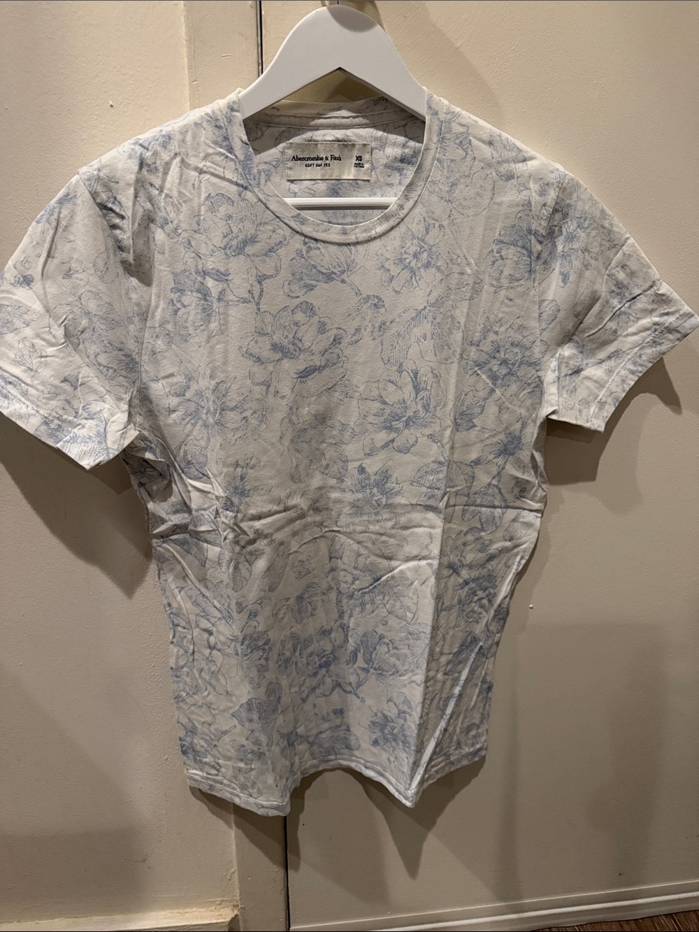 Abercrombie & Fitch White Tee with Light Blue Floral Print